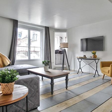 1 Bedroom Le Marais Temple Paris Exterior photo